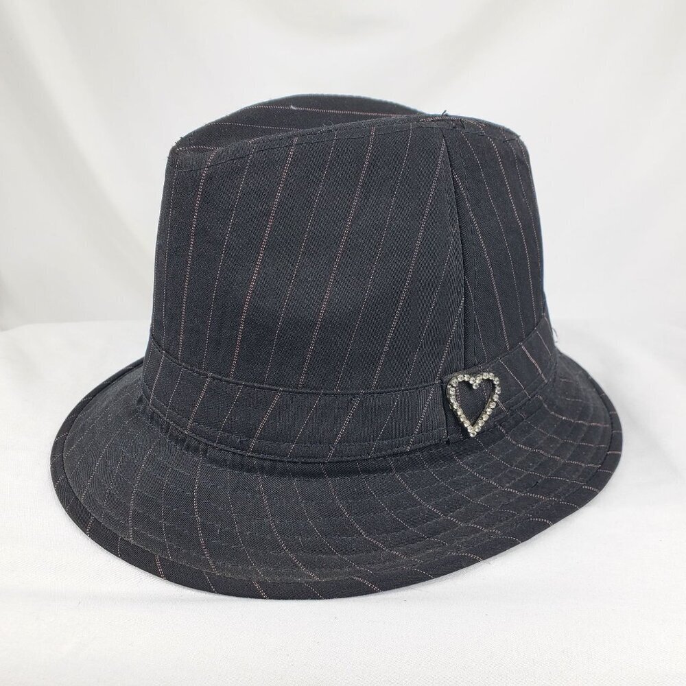 Black women’s fedora hat with pink Pinstripe